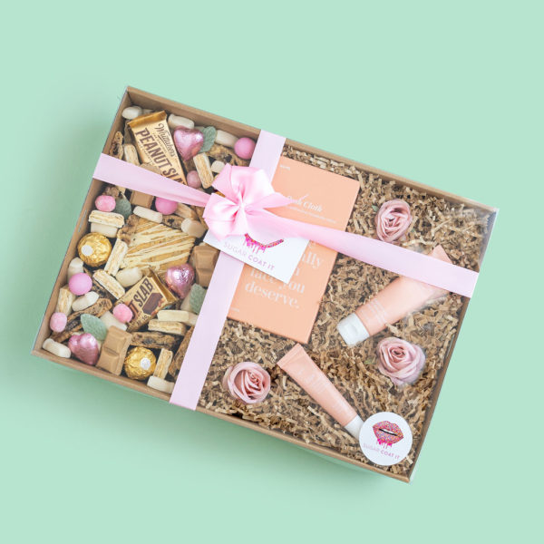 Luxury Mother's Day Pamper Hamper - Gift Box for Her