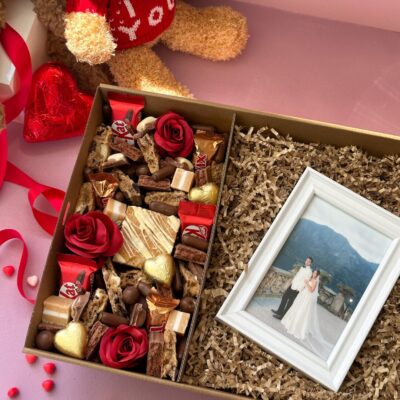 Valentine's Day Dessert Box with Personalised Photo Frame