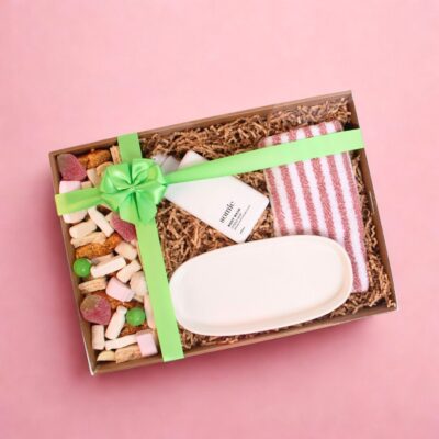 Blush Moments Gift Box – Christmas Self-Care Hamper