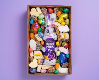 Small Easter Dessert Box Small Easter Dessert Box