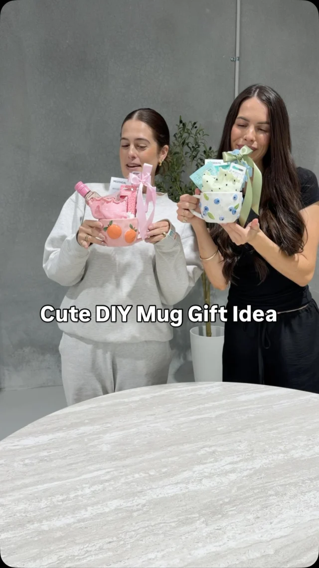 Part 2 💗 Putting together our pink and blue mug gifts… which one would you choose? 👀 #giftidea #diygift #selfcaregift #pinkaesthetic #blueaesthetic