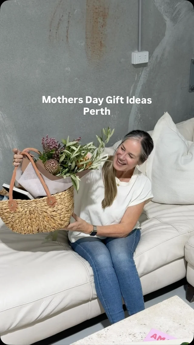 There’s just something about that moment… when she opens it, smiles, and you know you got it right.

Make Mums day this year 💗
Order now for Mother’s Day delivery across Perth. #mothersdayperth #perthgifts #perthmums #giftideasau #mothersdaygift