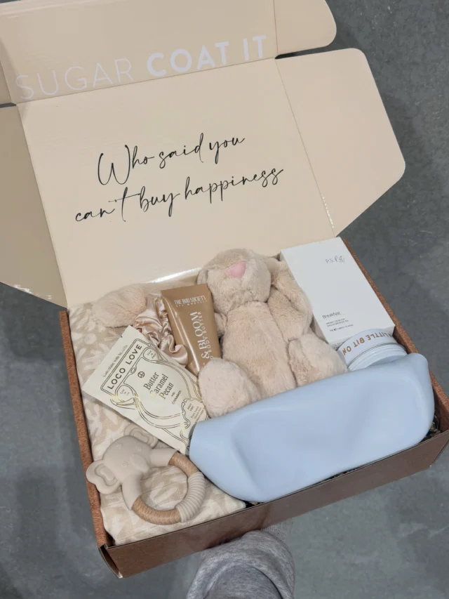 A little love for the newest little arrival 🍼🤍

Our baby gift boxes are filled with thoughtful treats for both Bub and the new parents, beautifully packed and delivered directly to their hospital ward across Perth.

Because meeting a brand new baby deserves something extra special 💗

#PerthBabyGifts #NewBabyGift #HospitalGiftDelivery #PerthGiftDelivery #SugarCoatIt